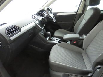 VOLKSWAGEN TIGUAN 1.4 TSI SE Navigation SUV 5dr Petrol DSG 4Motion Euro 6 (s/s) (1
