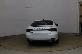 SKODA SUPERB 2.0 TSI SportLine Plus Hatchback 5dr Petrol DSG Euro 6 (s/s) (19