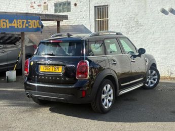 MINI COUNTRYMAN 1.5 7.6kWh Cooper SE Classic SUV 5dr Petrol Plug-in Hybrid Auto 