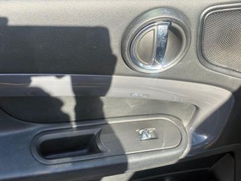 MINI COUNTRYMAN 1.5 7.6kWh Cooper SE Classic SUV 5dr Petrol Plug-in Hybrid Auto 