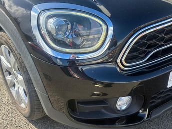 MINI COUNTRYMAN 1.5 7.6kWh Cooper SE Classic SUV 5dr Petrol Plug-in Hybrid Auto 