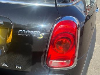 MINI COUNTRYMAN 1.5 7.6kWh Cooper SE Classic SUV 5dr Petrol Plug-in Hybrid Auto 