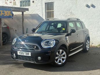 MINI COUNTRYMAN 1.5 7.6kWh Cooper SE Classic SUV 5dr Petrol Plug-in Hybrid Auto 
