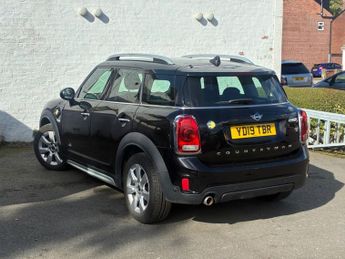 MINI COUNTRYMAN 1.5 7.6kWh Cooper SE Classic SUV 5dr Petrol Plug-in Hybrid Auto 