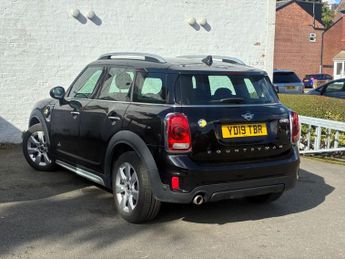 MINI COUNTRYMAN 1.5 7.6kWh Cooper SE Classic SUV 5dr Petrol Plug-in Hybrid Auto 