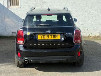 MINI COUNTRYMAN 1.5 7.6kWh Cooper SE Classic SUV 5dr Petrol Plug-in Hybrid Auto 