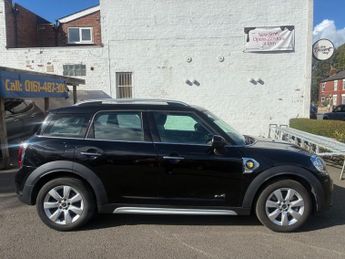 MINI COUNTRYMAN 1.5 7.6kWh Cooper SE Classic SUV 5dr Petrol Plug-in Hybrid Auto 