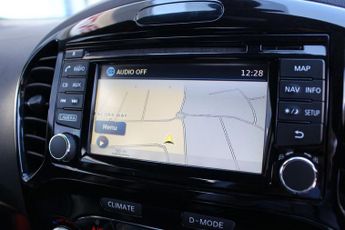NISSAN JUKE 1.6 DIG-T N-Connecta SUV 5dr Petrol XTRON 4WD Euro 6 (190 ps)
