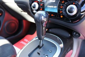 NISSAN JUKE 1.6 DIG-T N-Connecta SUV 5dr Petrol XTRON 4WD Euro 6 (190 ps)