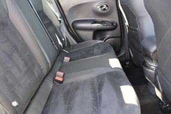 NISSAN JUKE 1.6 DIG-T N-Connecta SUV 5dr Petrol XTRON 4WD Euro 6 (190 ps)