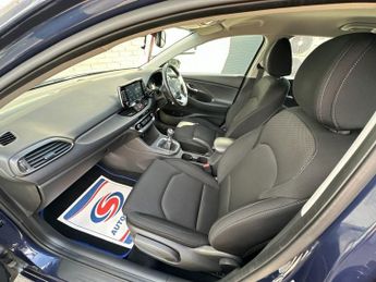 HYUNDAI I30 1.0 T-GDi Blue Drive SE Hatchback 5dr Petrol Manual Euro 6 (s/s)