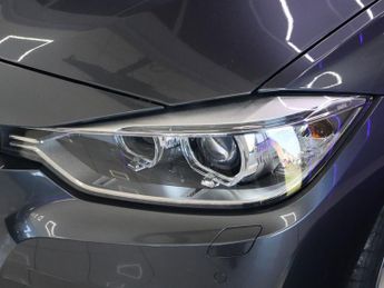 BMW 3 SERIES 3.0 330d BluePerformance M Sport Saloon 4dr Diesel Auto xDrive E