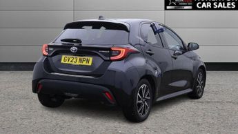 TOYOTA YARIS 1.5 VVT-h Design Hatchback 5dr Petrol Hybrid E-CVT Euro 6 (s/s) 
