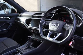AUDI Q3 1.5 TFSI 35 BLACK EDITION 