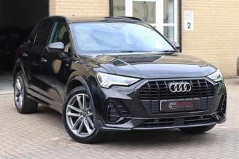 AUDI Q3 1.5 TFSI 35 BLACK EDITION 