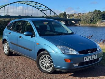 Ford Focus 1.8 TDdi Ghia Hatchback 5dr Diesel Manual (143 g/km, 89 bhp)