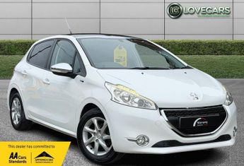 Peugeot 208 1.2 VTi PureTech Style Hatchback 5dr Petrol Manual Euro 6 (82 ps