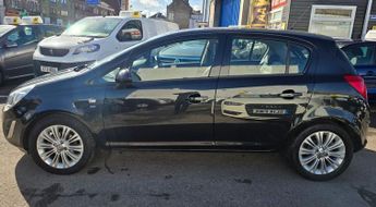 VAUXHALL CORSA 1.4 16V SE Hatchback 5dr Petrol Auto Euro 5 (100 ps)