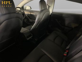 TESLA Model 3 (Dual Motor) Long Range Saloon 4dr Electric Auto 4WDE (346 ps)