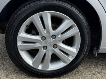 HONDA JAZZ 1.4 i-VTEC EX Hatchback 5dr Petrol CVT Euro 5 (99 ps)
