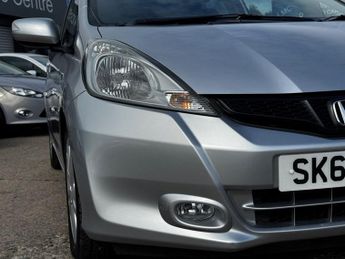 HONDA JAZZ 1.4 i-VTEC EX Hatchback 5dr Petrol CVT Euro 5 (99 ps)