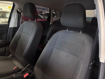 VOLKSWAGEN POLO 1.0 TSI GPF SE Hatchback 5 Door Petrol Automatic DSG Black Euro 