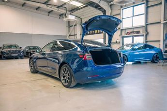 TESLA Model 3 (Dual Motor) Long Range Saloon 4dr Electric Auto 4WDE (346 ps)