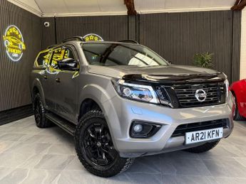 Nissan Navara 2.3 dCi N-Guard Pickup Double Cab 4dr Diesel Manual 4WD Euro 6 (