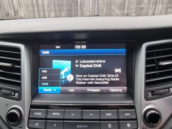 HYUNDAI TUCSON 1.7 CRDi Blue Drive Premium SE SUV 5dr Diesel DCT Euro 6 (s/s) (