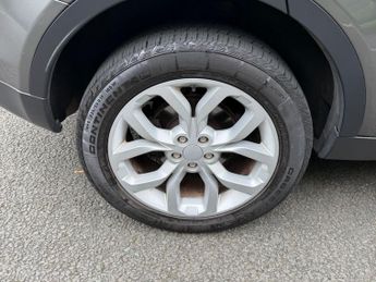 LAND ROVER DISCOVERY SPORT 2.0 TD4 HSE SUV 5dr 7 Seats Diesel Auto 4WD Euro 6 (s/s) (180 ps