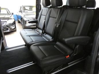 MERCEDES-BENZ VITO 2.0 116 CDI SELECT Tourer G-Tronic RWD L3 Euro 6 (s/s) 5dr