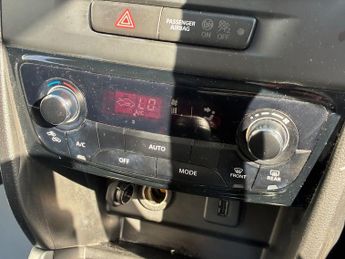 SUZUKI VITARA 1.6 SZ4 SUV 5dr Petrol Manual Euro 6 (s/s) (120 ps)