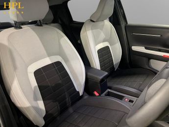 CITROEN e-C3 Standard Range 44kWh MAX Hatchback 5dr Electric Auto (7.4kW Char