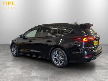 FORD FOCUS 1.0T EcoBoost MHEV ST-Line Estate 5dr Petrol Hybrid DCT Euro 6 (