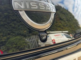 NISSAN LEAF 59kWh e+ Tekna Hatchback 5dr Electric Auto (217 ps)