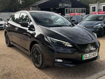NISSAN LEAF 59kWh e+ Tekna Hatchback 5dr Electric Auto (217 ps)