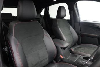 FORD KUGA 2.5 EcoBoost Duratec 14.4kWh ST-Line SUV 5dr Petrol Plug-in Hybr
