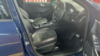FORD KUGA 2.5 EcoBoost Duratec 14.4kWh ST-Line SUV 5dr Petrol Plug-in Hybr