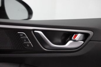 HYUNDAI IONIQ 1.6 h-GDi Premium SE Hatchback 5dr Petrol Hybrid DCT Euro 6 (s/s