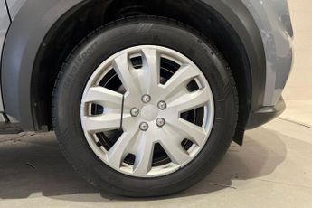 NISSAN JUKE 1.0 DIG-T Acenta SUV 5dr Petrol DCT Auto Euro 6 (s/s) (117 ps) R