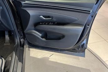 HYUNDAI TUCSON 1.6 h T-GDi SE Connect SUV 5dr Petrol Hybrid Auto Euro 6 (s/s) (