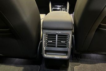 SKODA ENYAQ IV iV 62kWh 60 SUV 5dr Electric Auto (DC120kW) (179 ps) Rear View C