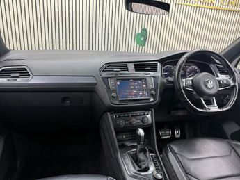 VOLKSWAGEN TIGUAN 2.0 TDI BlueMotion Tech R-Line SUV 5dr Diesel DSG 4Motion Euro 6