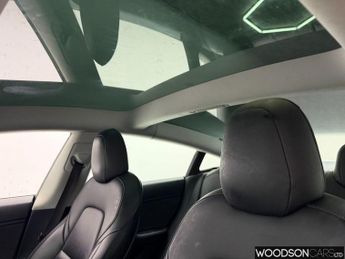 TESLA Model 3 Standard Range Plus Saloon 4dr Electric Auto RWD (241 bhp)
