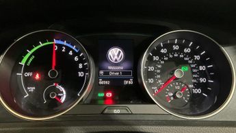 VOLKSWAGEN E-GOLF 35.8kWh e-Golf Hatchback 5dr Electric Auto (136 ps)
