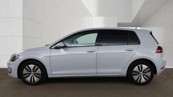 VOLKSWAGEN E-GOLF 35.8kWh e-Golf Hatchback 5dr Electric Auto (136 ps)