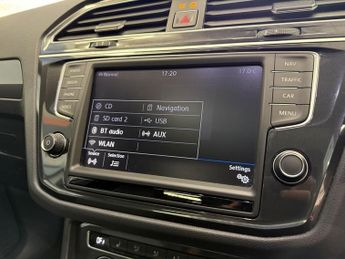 VOLKSWAGEN TIGUAN 2.0 TDI BlueMotion Tech R-Line SUV 5 Door Diesel Automatic DSG W