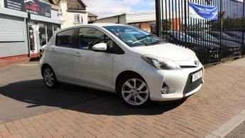 Toyota Yaris 1.5 VVT-h T Spirit Hatchback 5dr Petrol Hybrid CVT Euro 5 (101 p