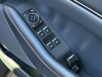 FORD MUSTANG MACH-E Standard Range 70kWh SUV 5dr Electric Automatic AWD (269 ps)
