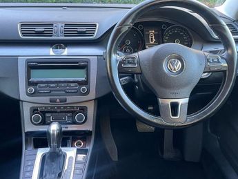 VOLKSWAGEN PASSAT 2.0 TDI BlueMotion Tech SE Estate 5dr Diesel DSG Euro 5 (s/s) (1